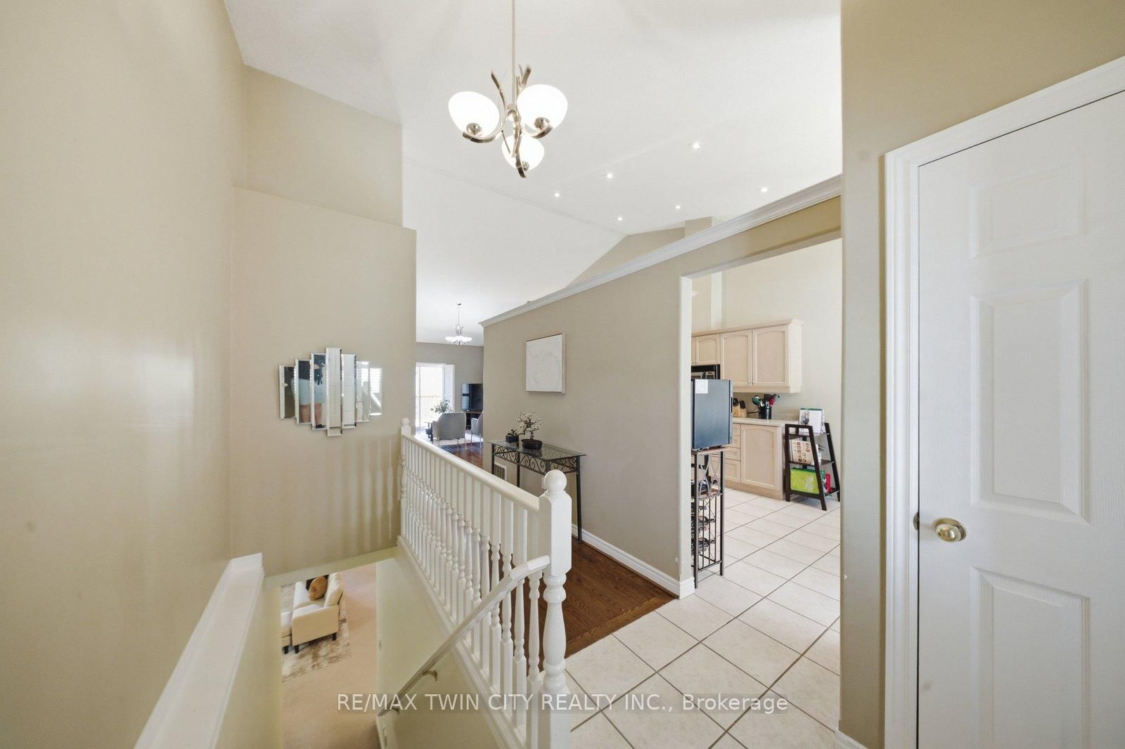 24 Hardy Road, Unit 13 - Photo 6