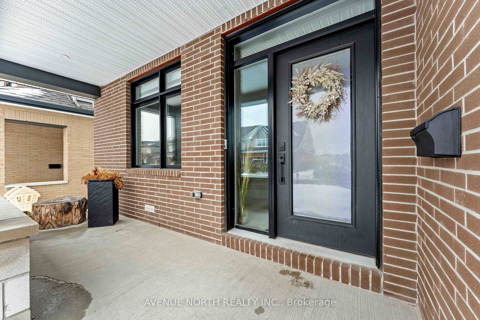 711 Moonflower Crescent - Photo 2