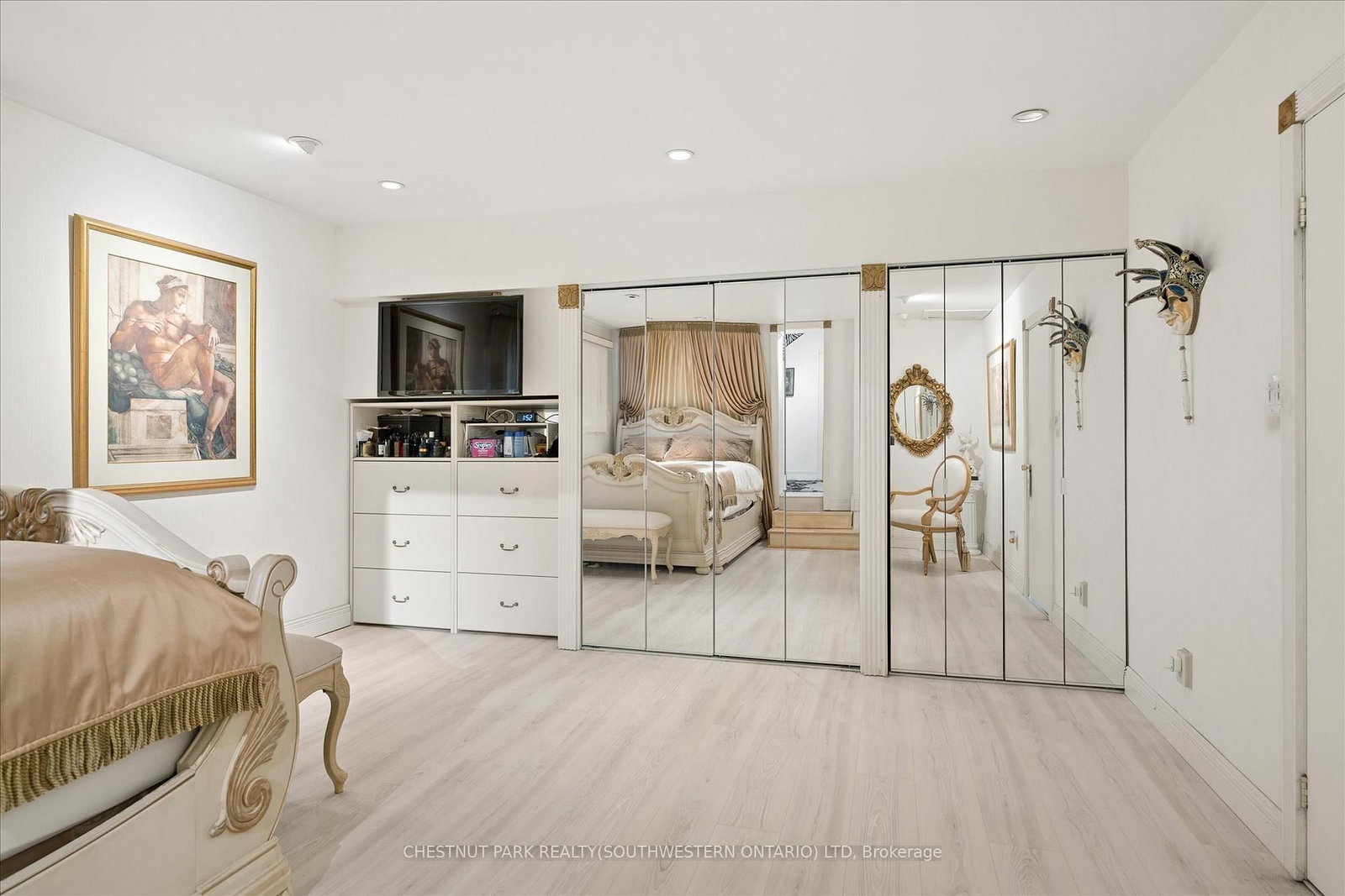 64 Francis Street N - Photo 29