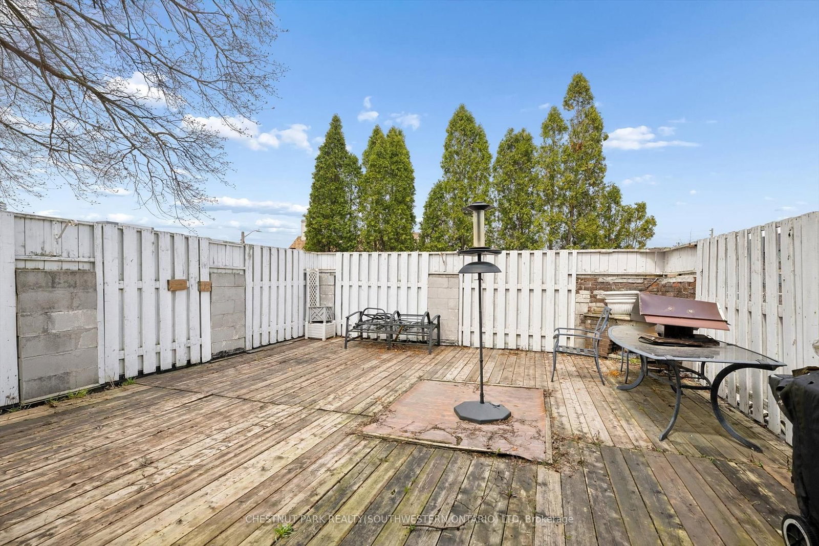 64 Francis Street N - Photo 35