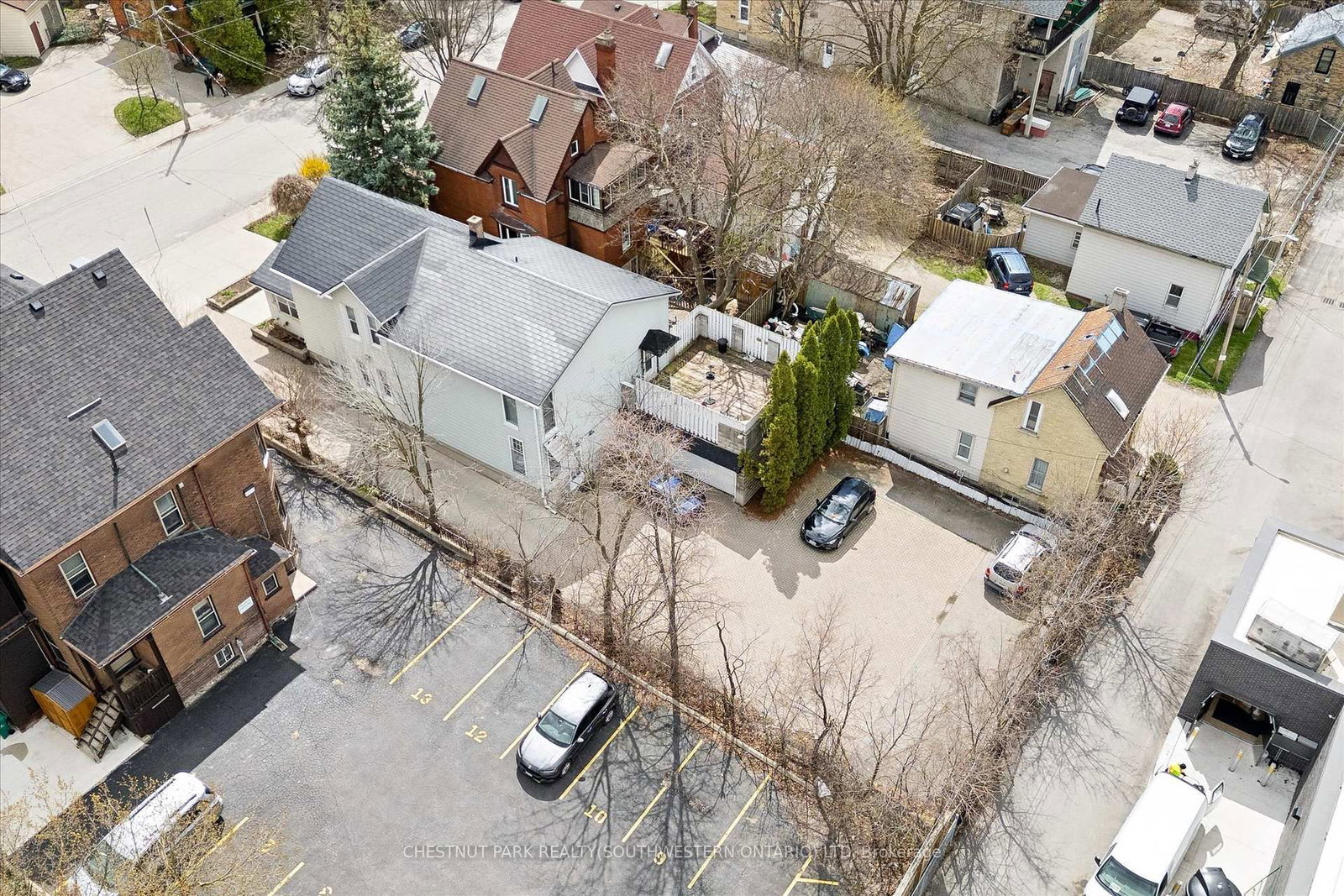 64 Francis Street N - Photo 37