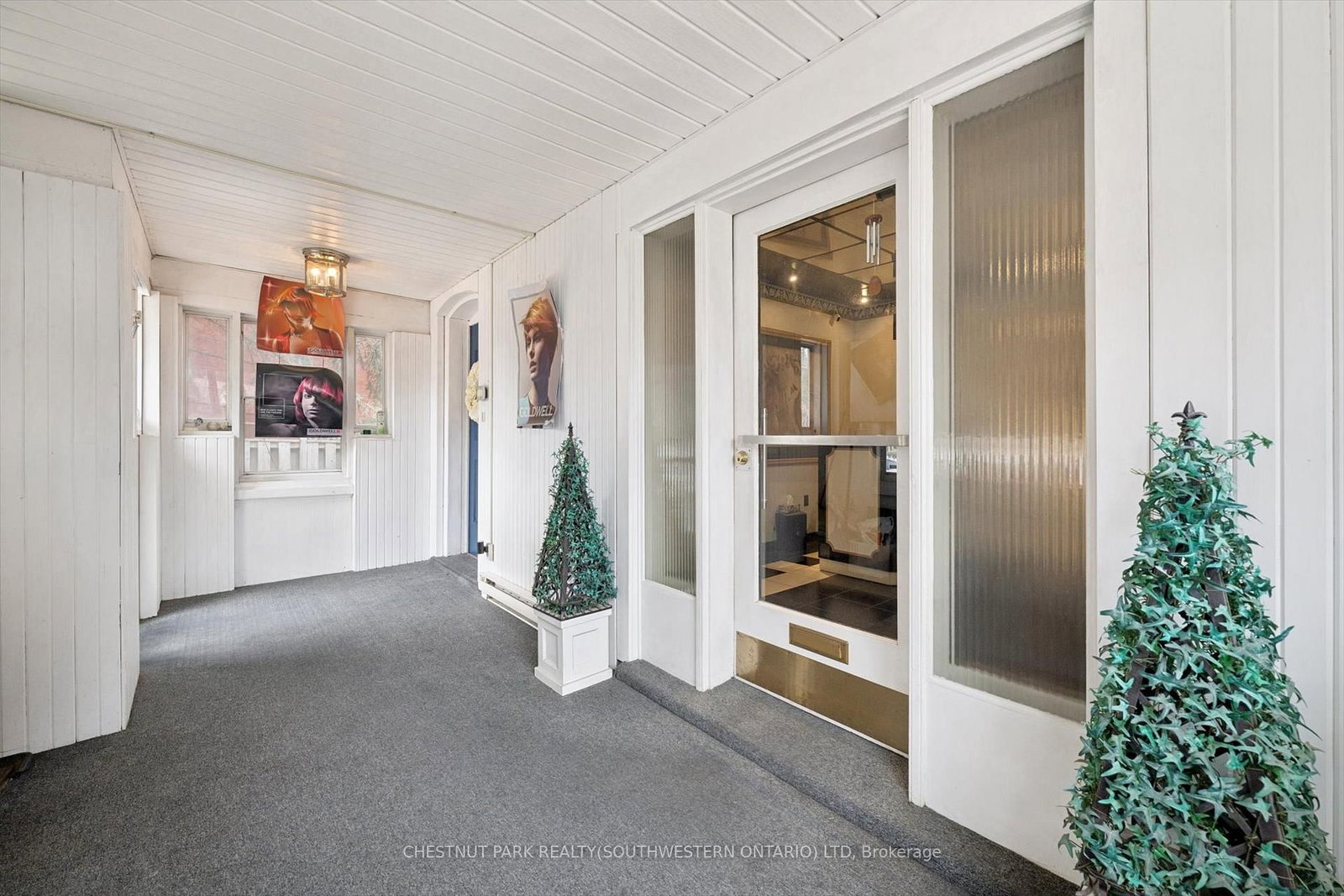 64 Francis Street N - Photo 5