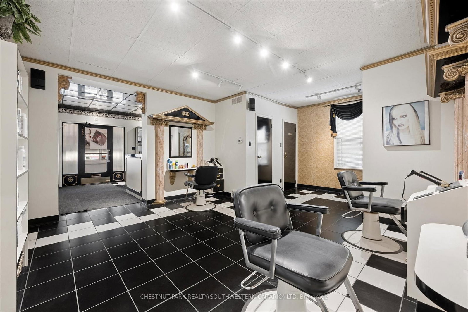 64 Francis Street N - Photo 9