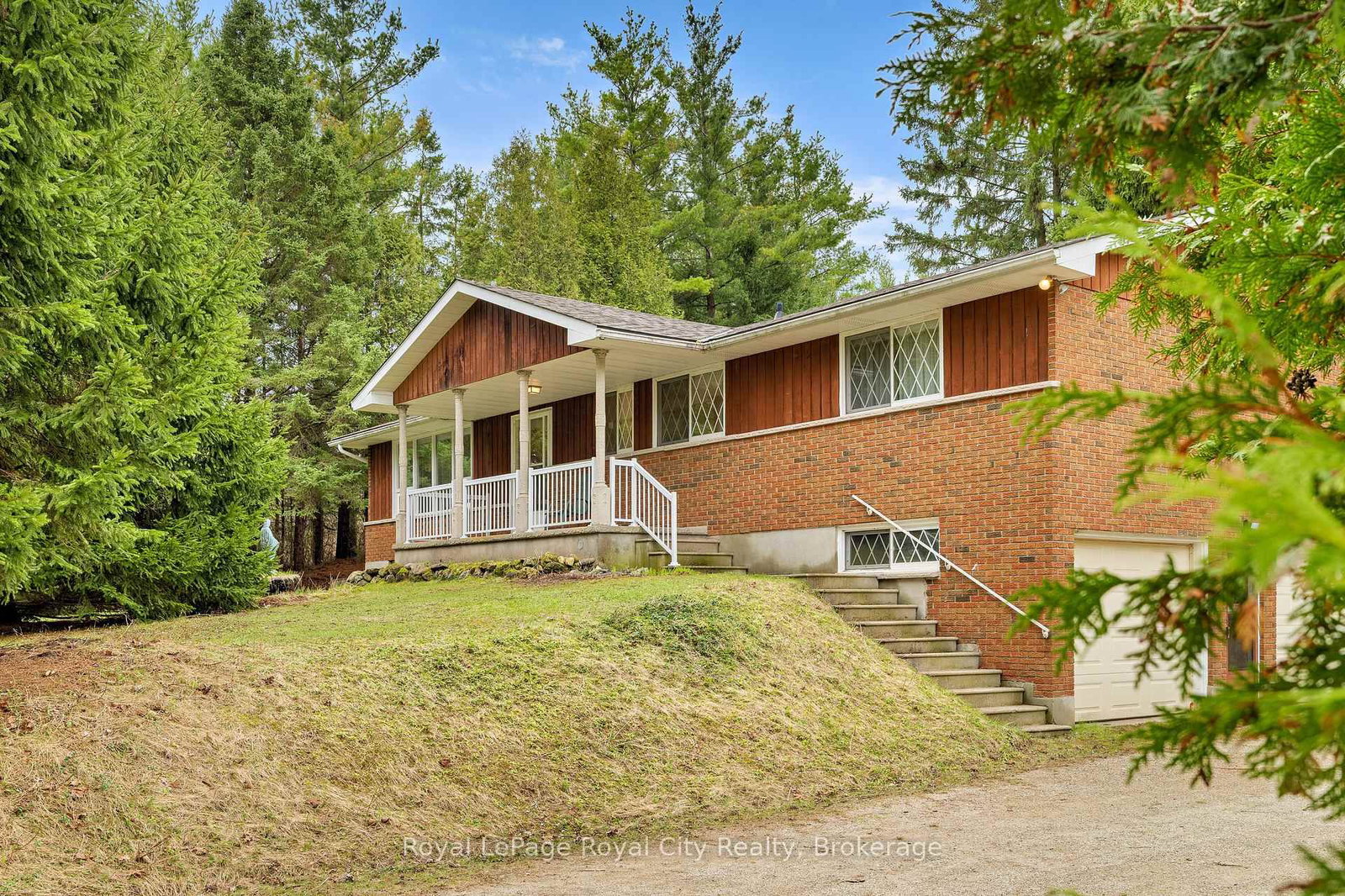 4620 20 Side Road N • Puslinch, ON photo 1