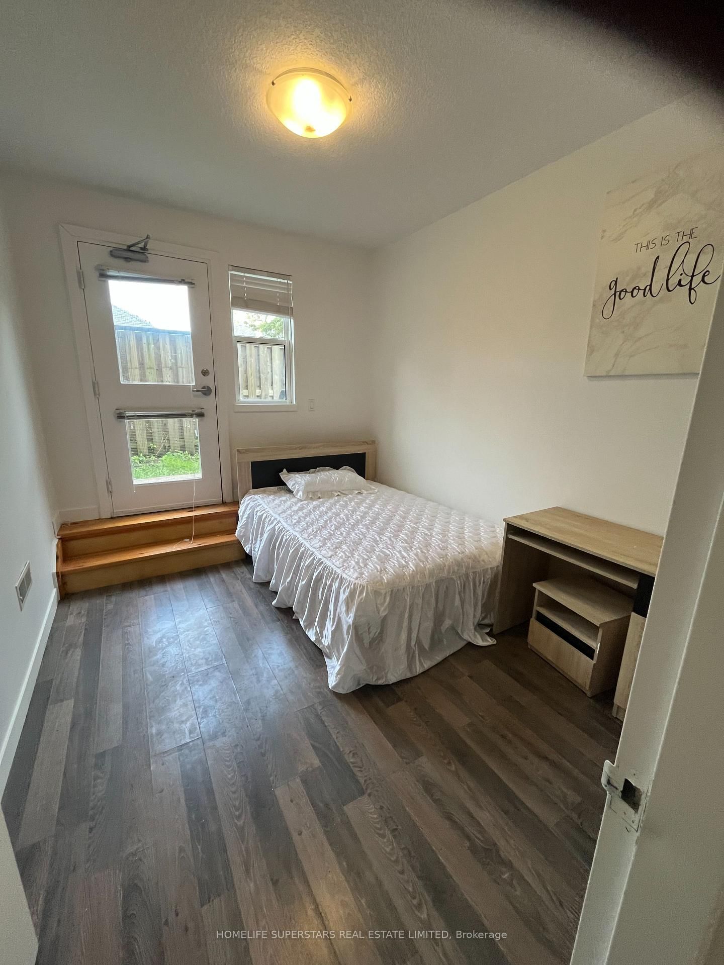 62 Balsam Street N, Unit T101 - Photo 3