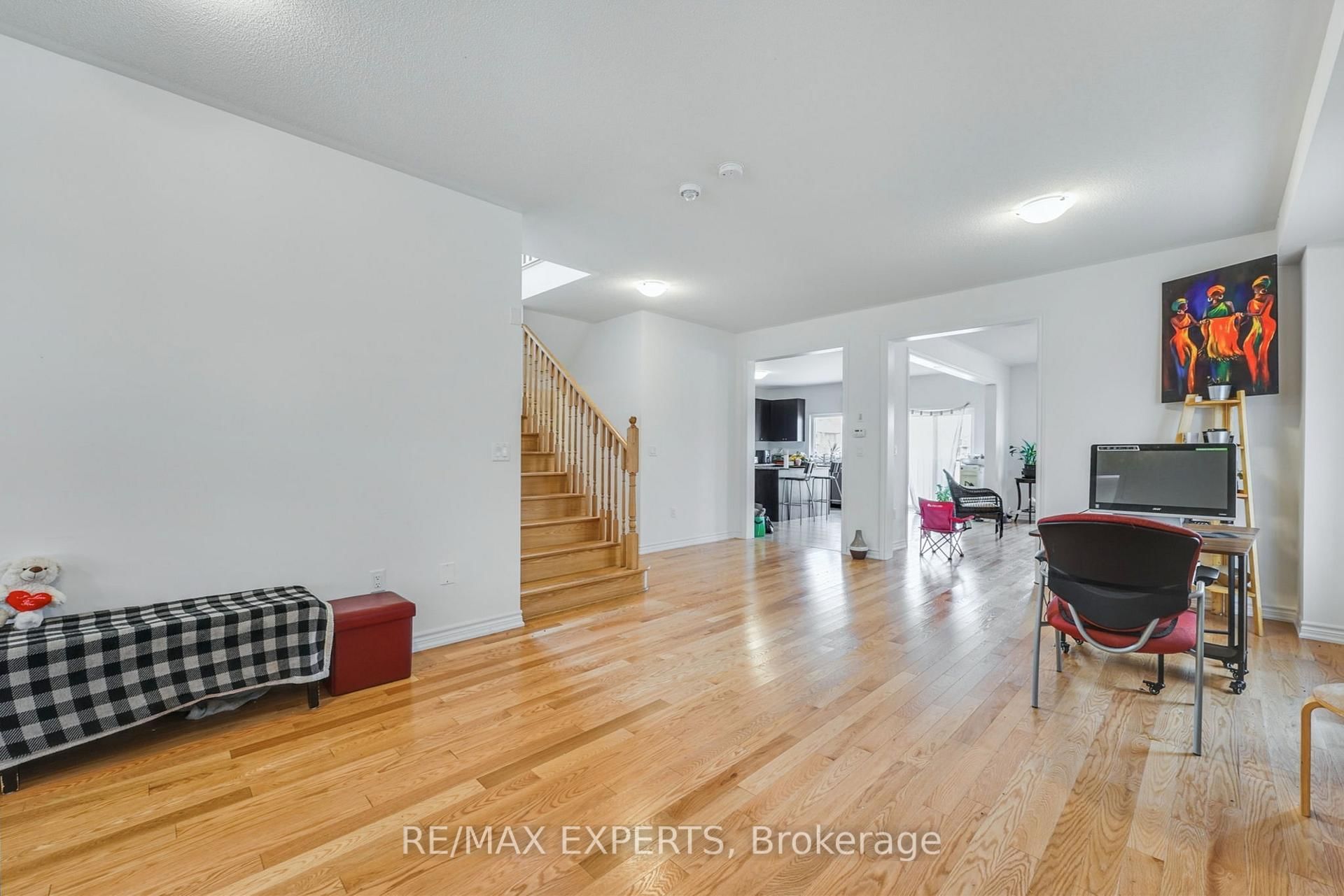 360 Russell Street
