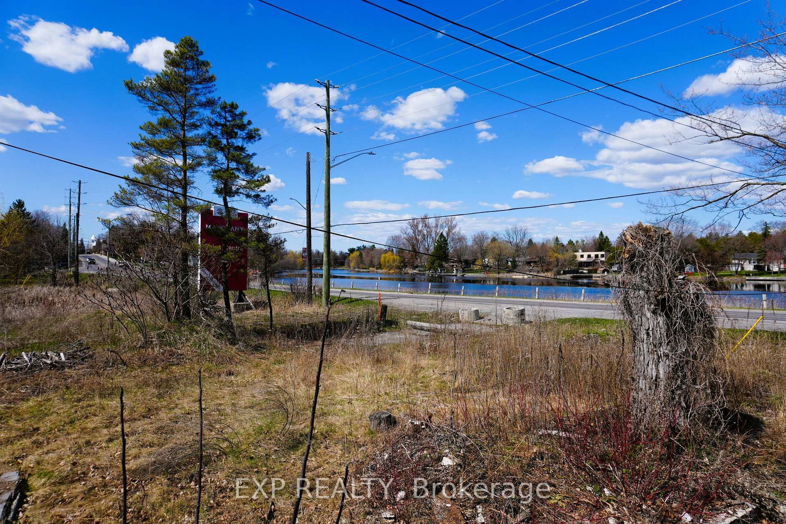 5624 & 5628 Main Street • Manotick, ON photo 9