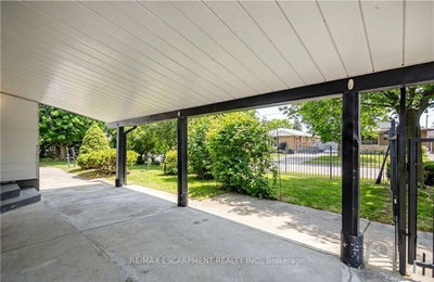 85 Ranchdale Drive • Hamilton, ON photo 5