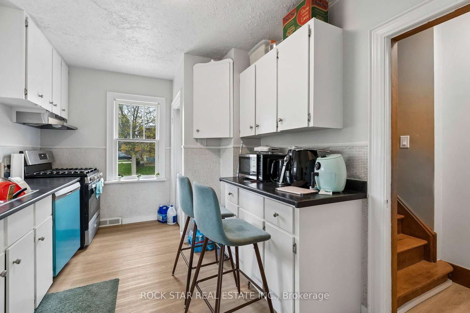 428 THOROLD Road - Photo 9