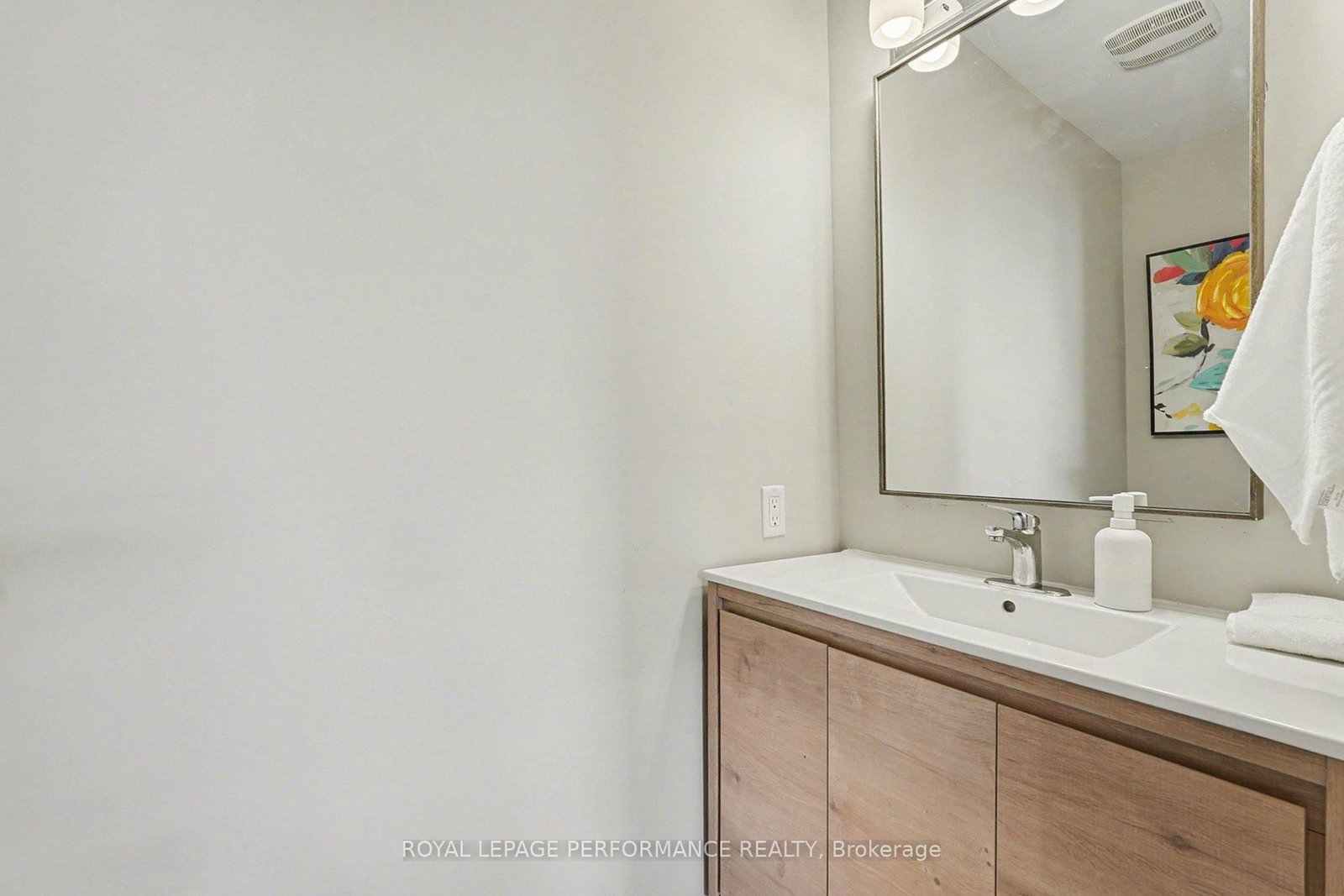 504 Yellow Birch Street • Orleans, ON photo 14