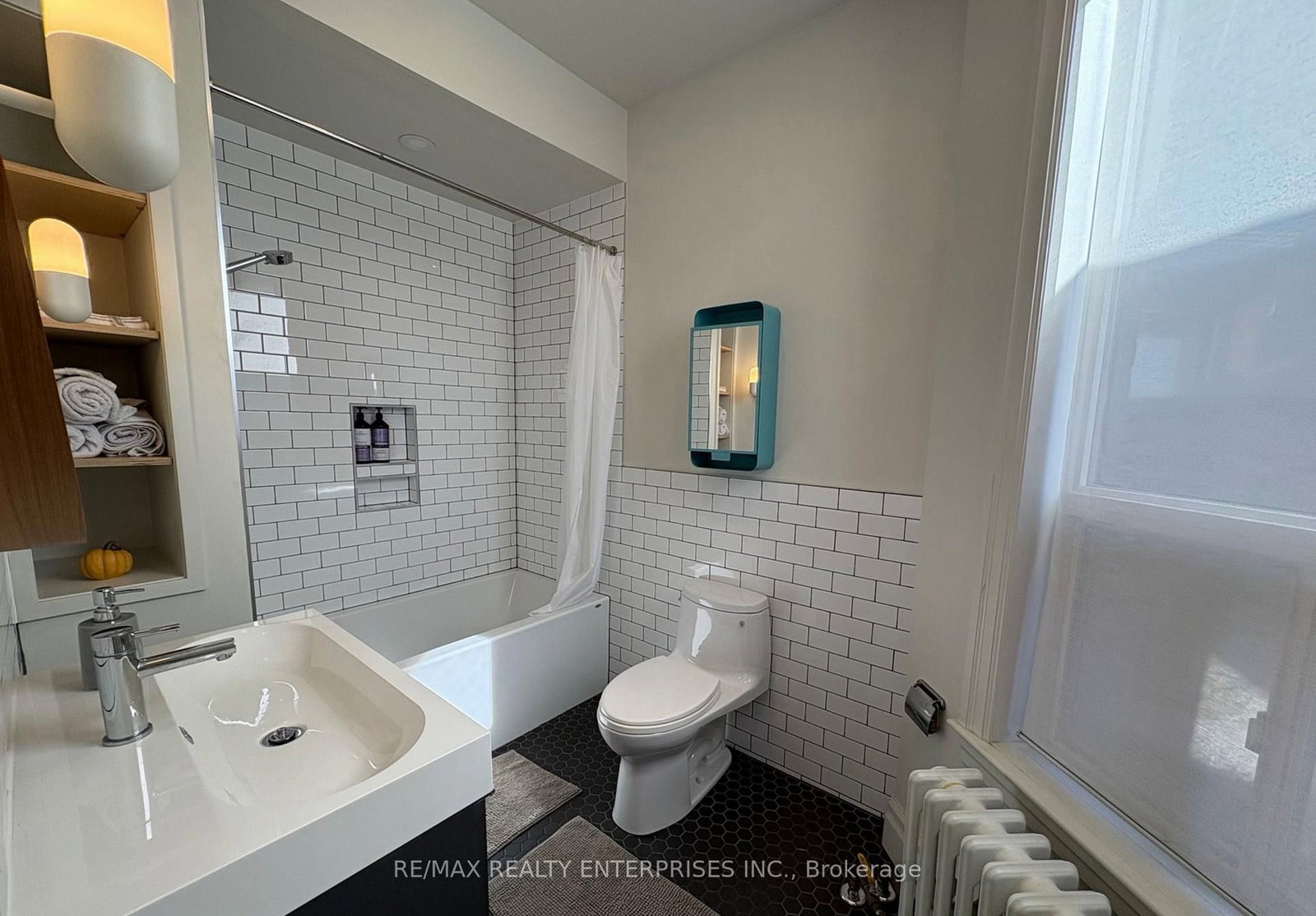 156 James Street S, Unit 3 - Photo 12