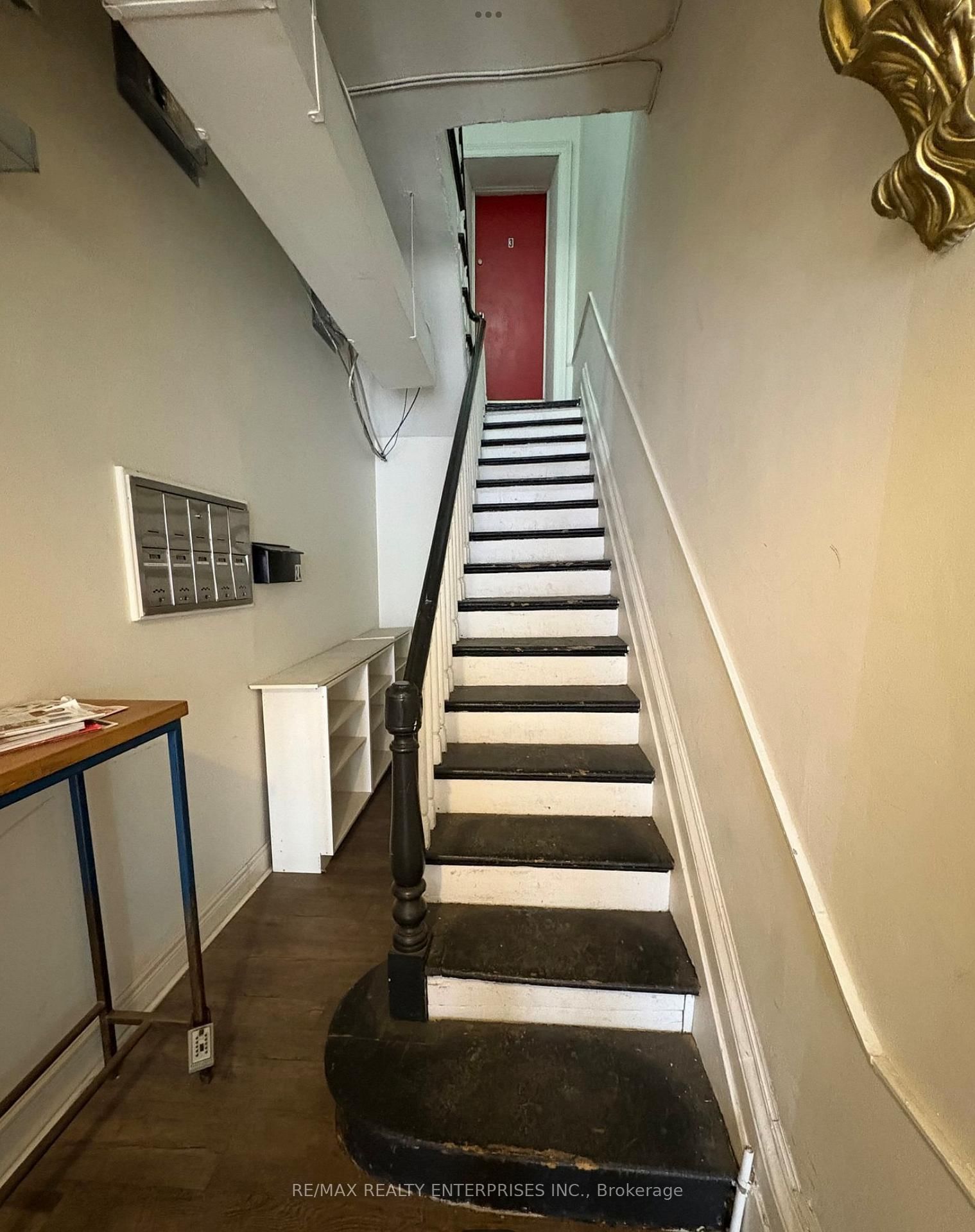 156 James Street S, Unit 3 - Photo 8