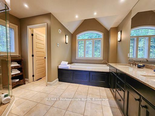 3876 MUSKOKA ROAD 118 • #Sandfield 2, Week 10 • Muskoka Lakes, ON photo 23