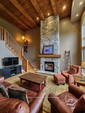 3876 MUSKOKA ROAD 118 • #Sandfield 2, Week 10 • Muskoka Lakes, ON photo 27