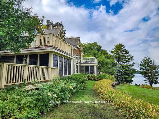 3876 MUSKOKA ROAD 118 • #Sandfield 2, Week 10 • Muskoka Lakes, ON photo 36