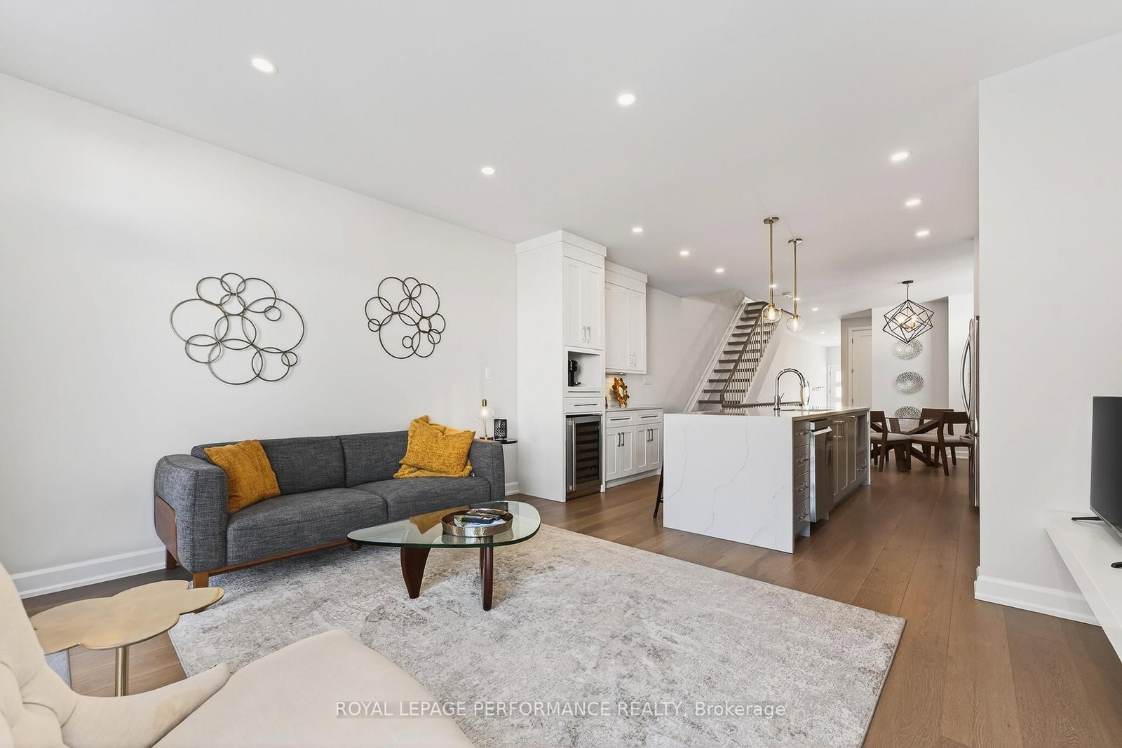 155 Buell Street, Unit B - Photo 17