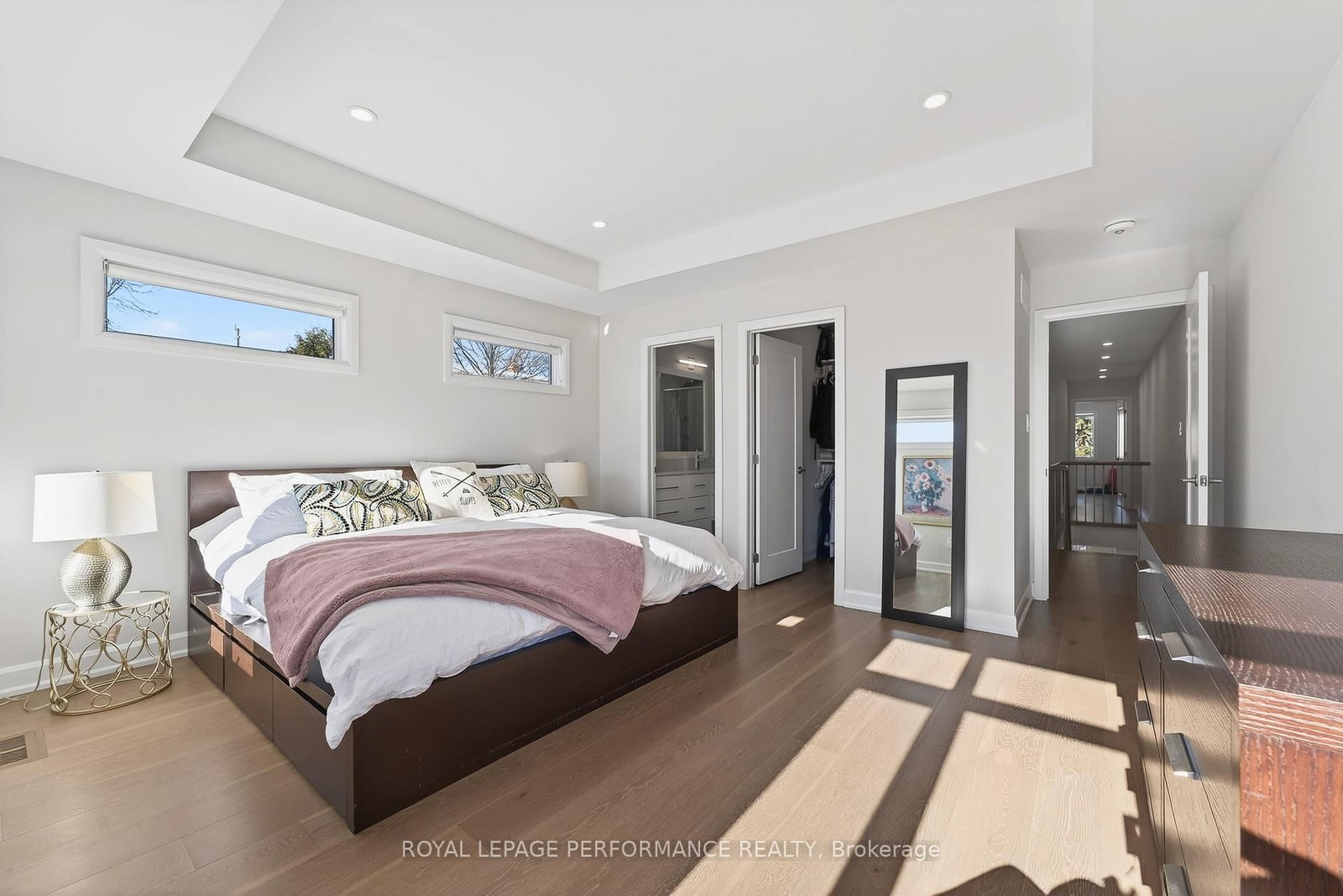 155 Buell Street, Unit B - Photo 26