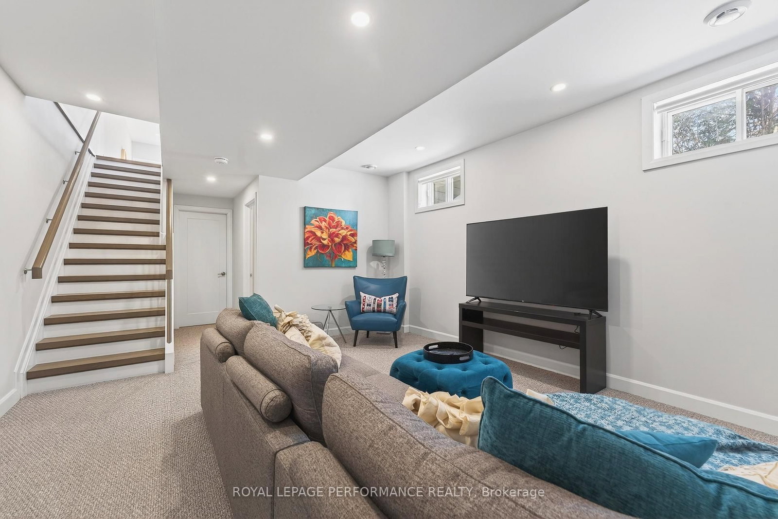 155 Buell Street, Unit B - Photo 37