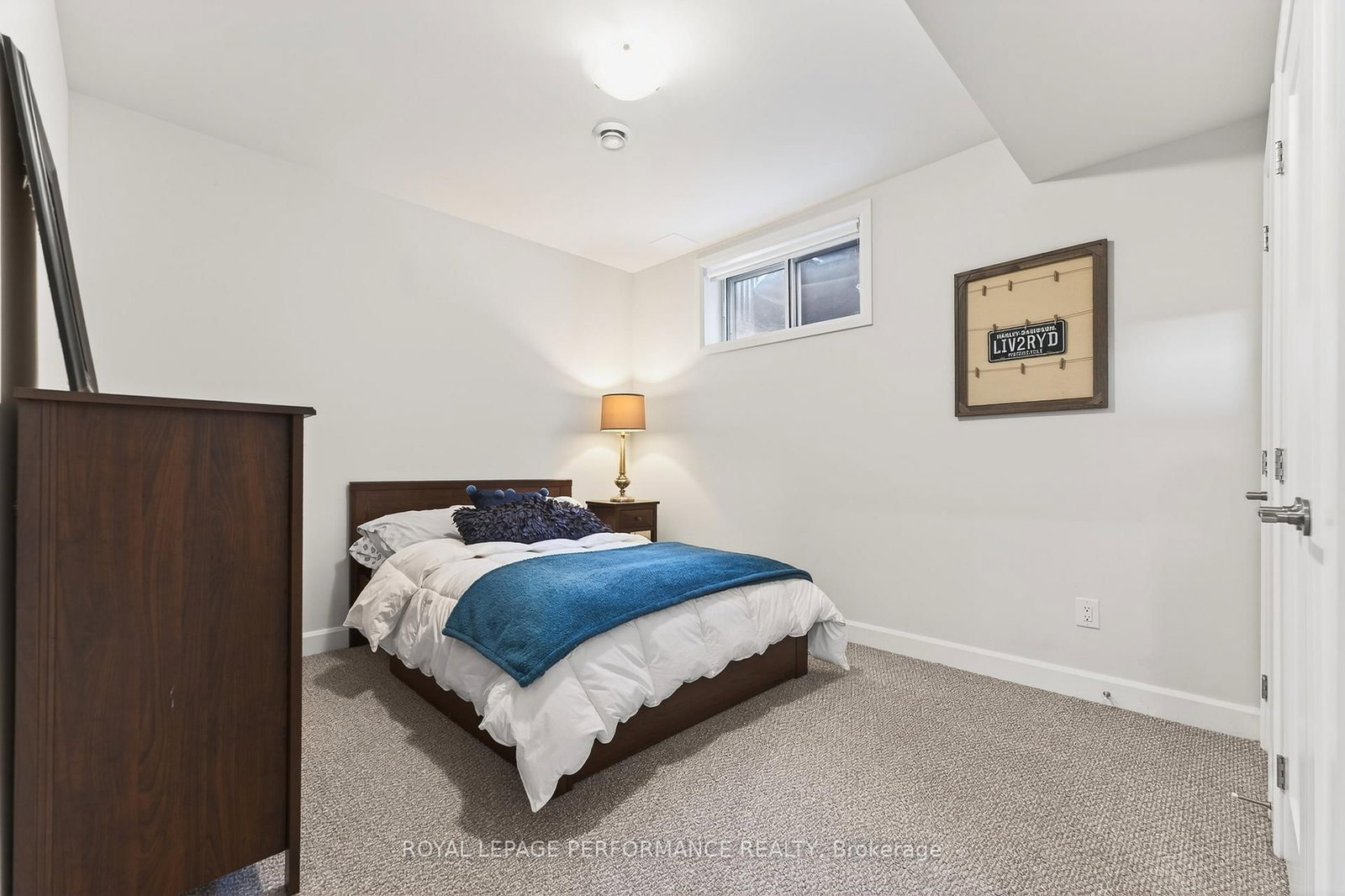 155 Buell Street, Unit B - Photo 39