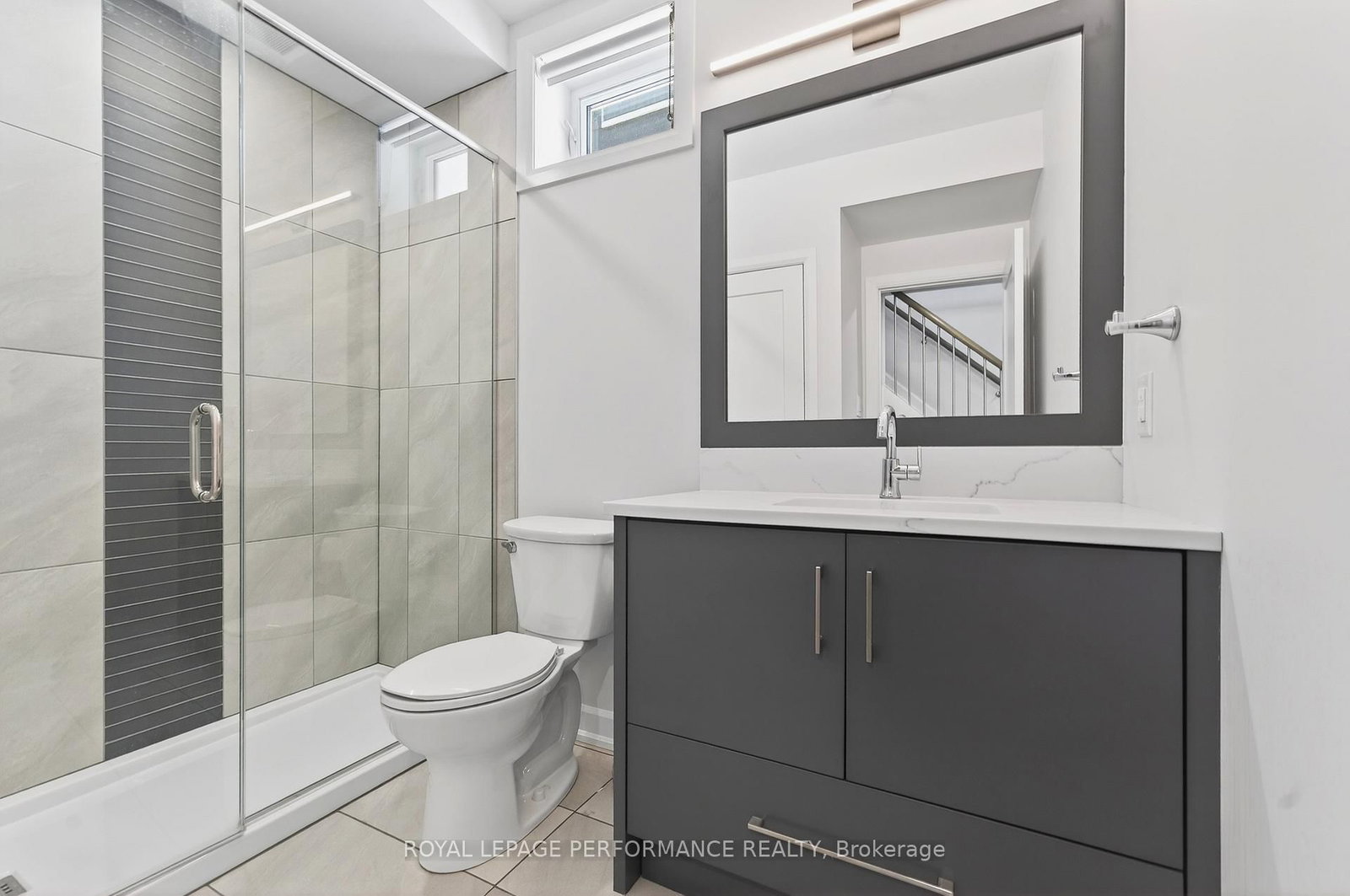 155 Buell Street, Unit B - Photo 41