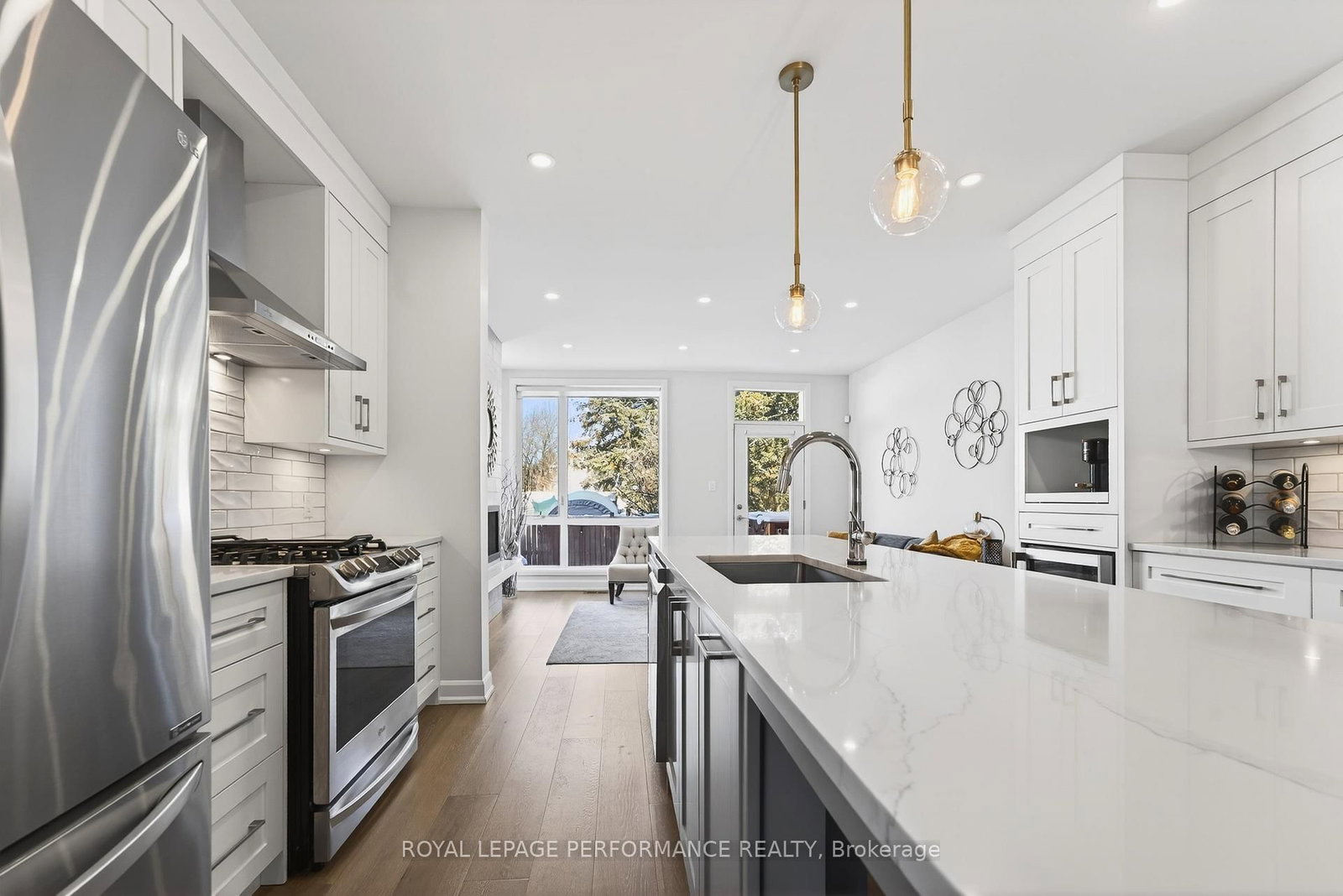 155 Buell Street, Unit B - Photo 8