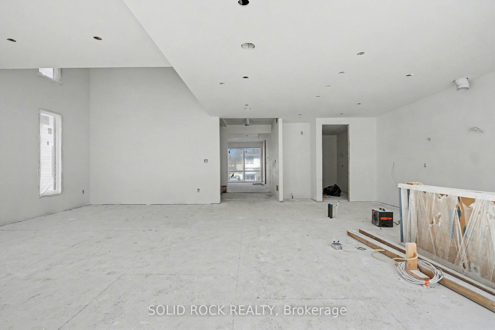 830 Alpine Avenue • Ottawa, ON photo 10