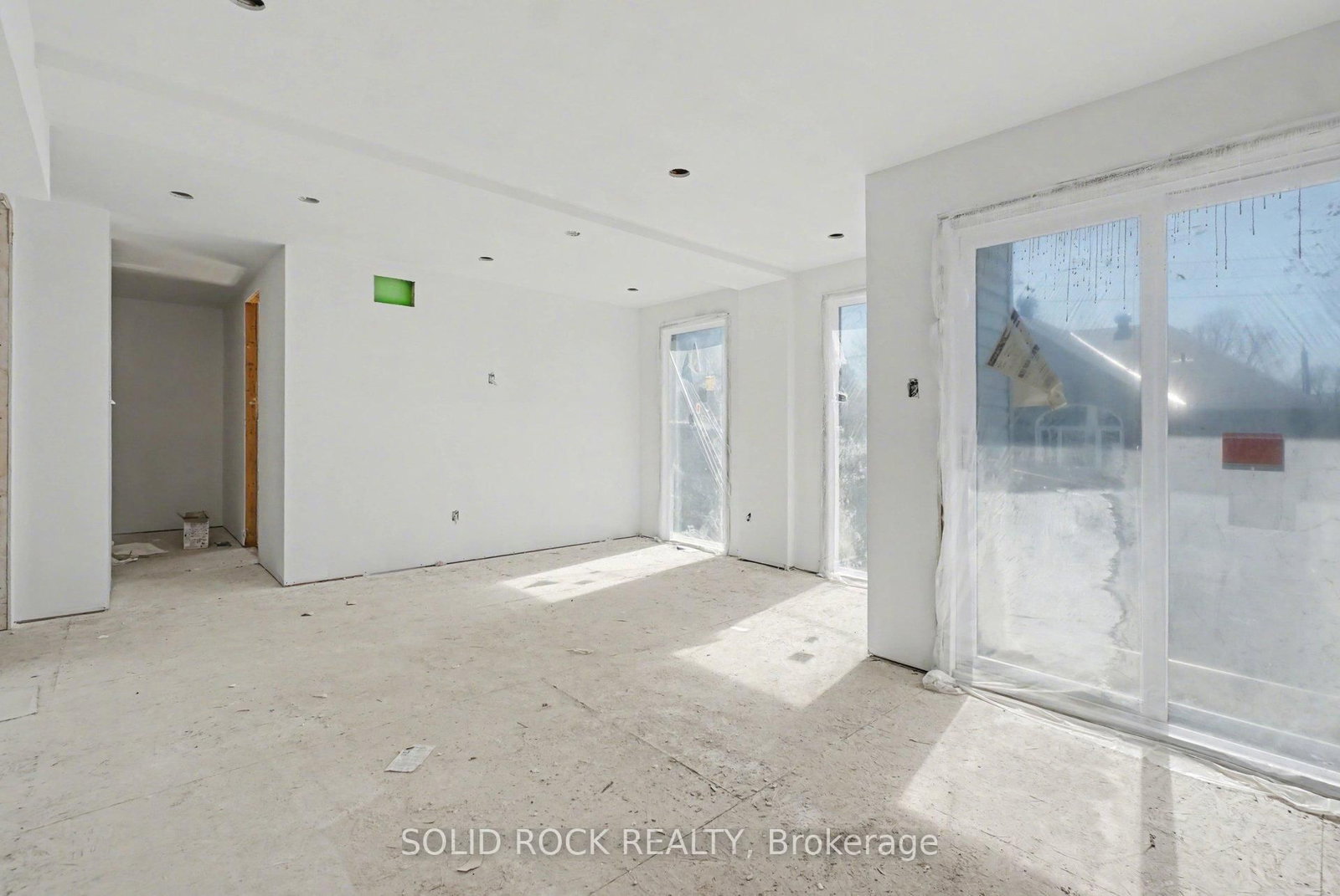 830 Alpine Avenue • Ottawa, ON photo 19