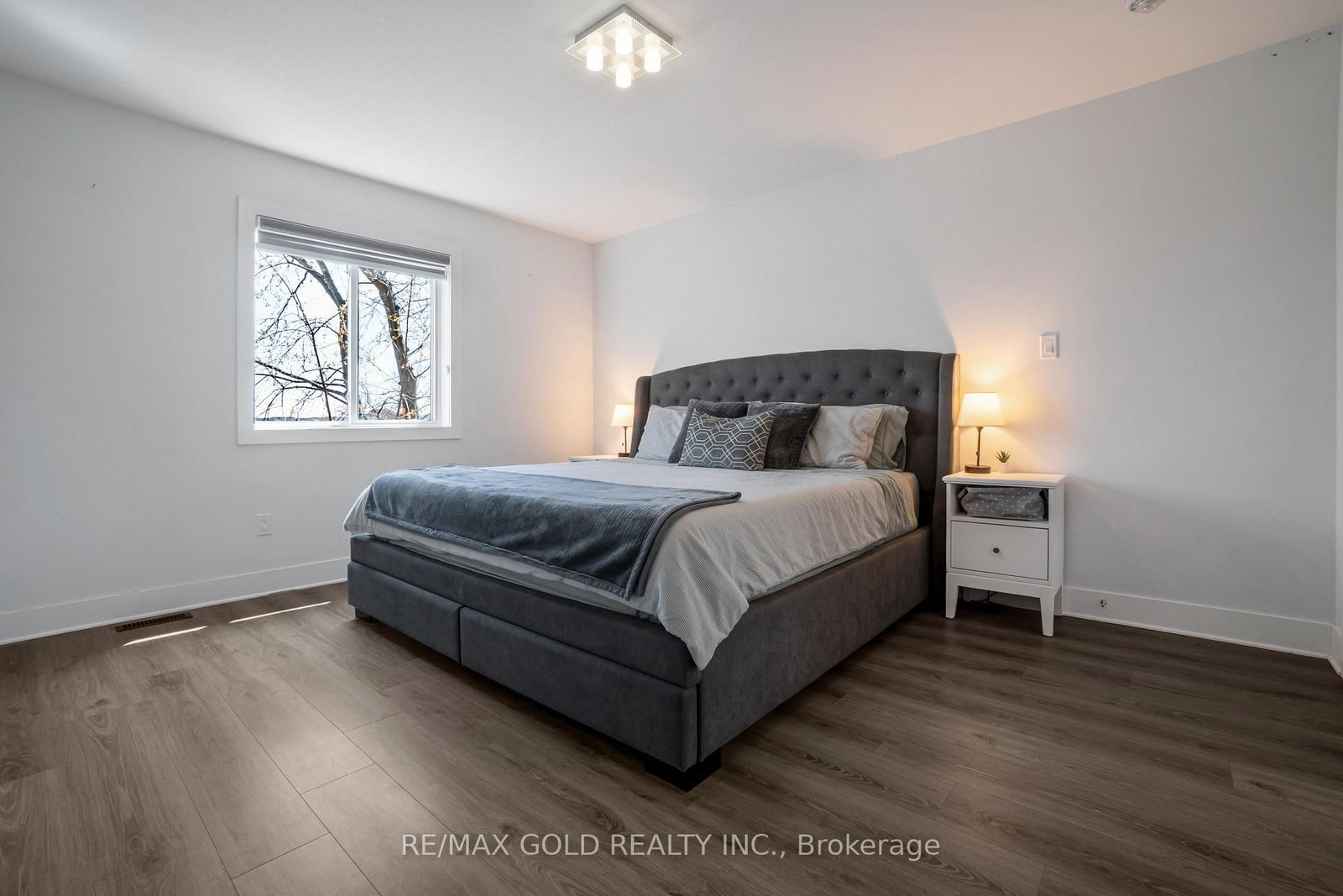 2621 Holbrook Drive, Unit 8 - Photo 13
