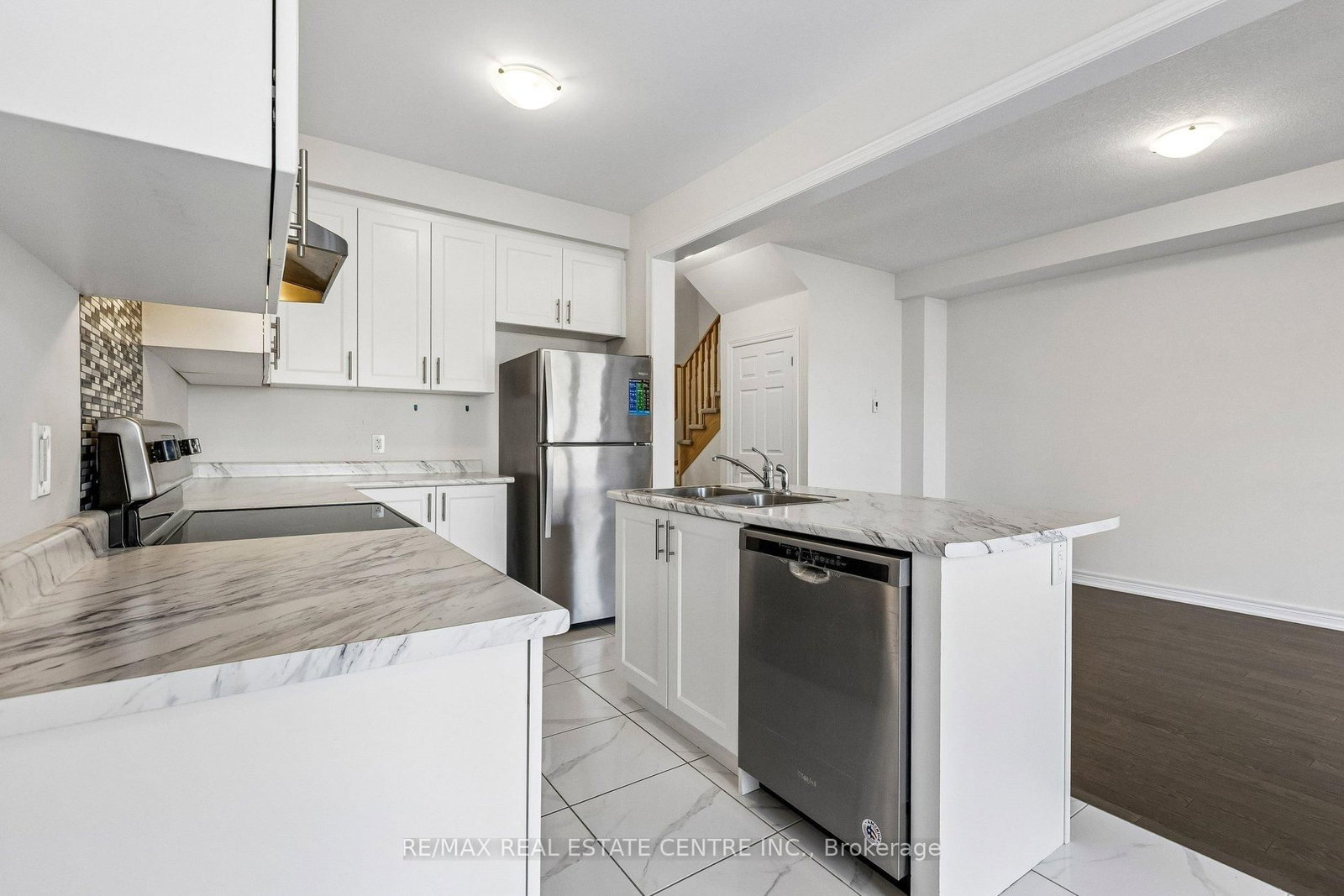 166 Deerpath Drive, Unit 52 - Photo 22
