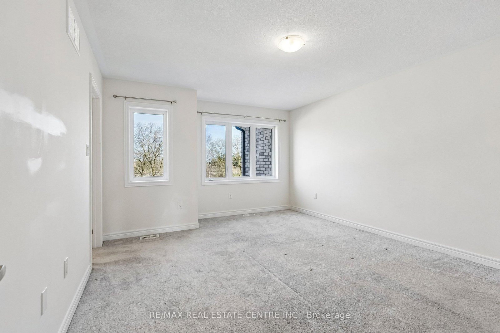 166 Deerpath Drive • #52 • Guelph, ON photo 27