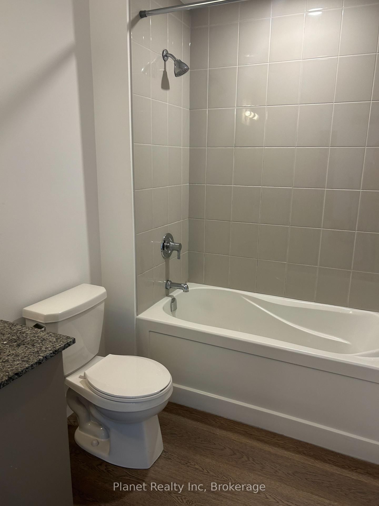 26 Lowes Road W, Unit 611 - Photo 8