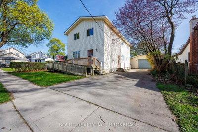 162 Dufferin Street E — photo 2