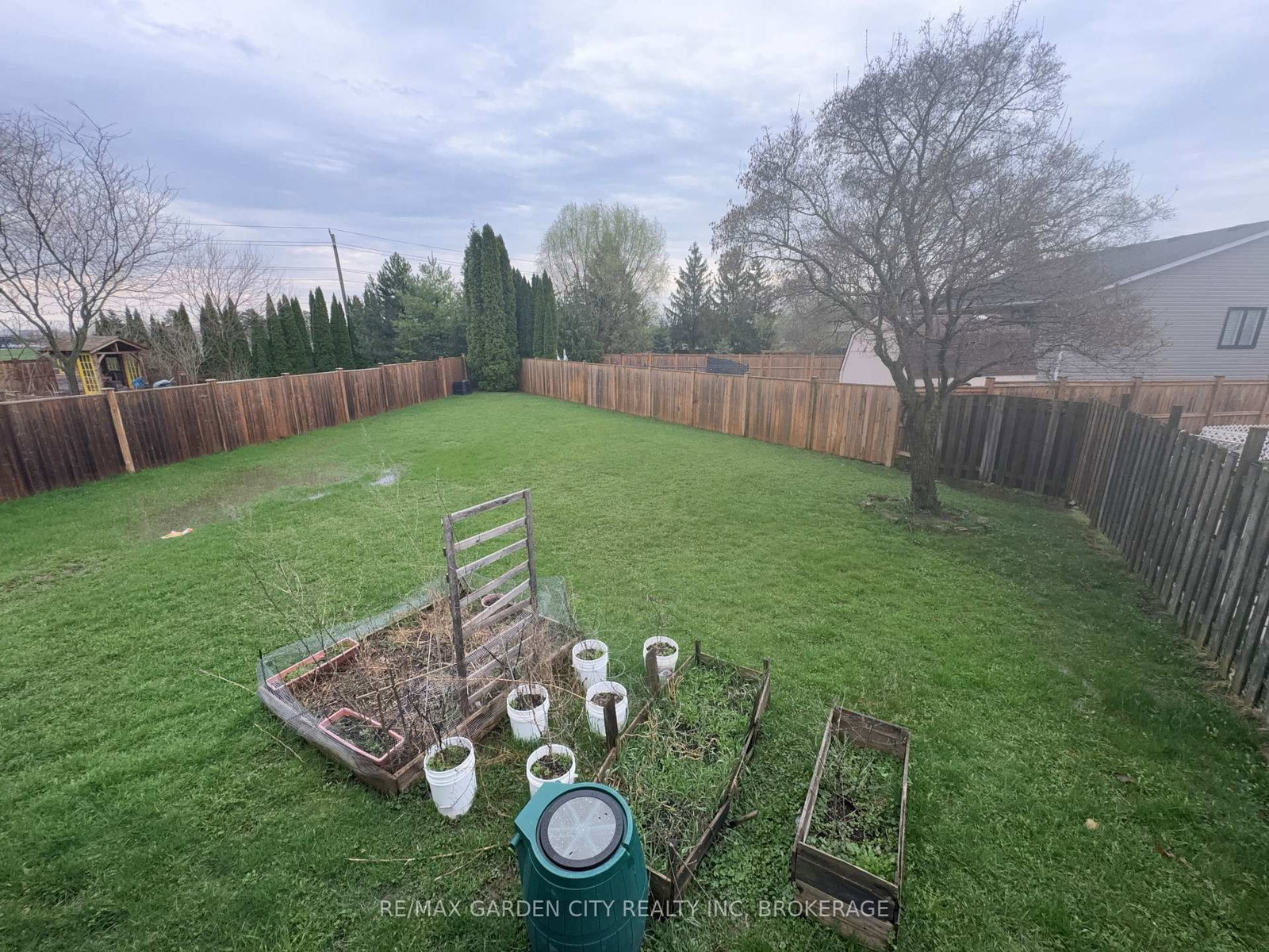 23 POPLAR Crescent • Welland, ON photo 15