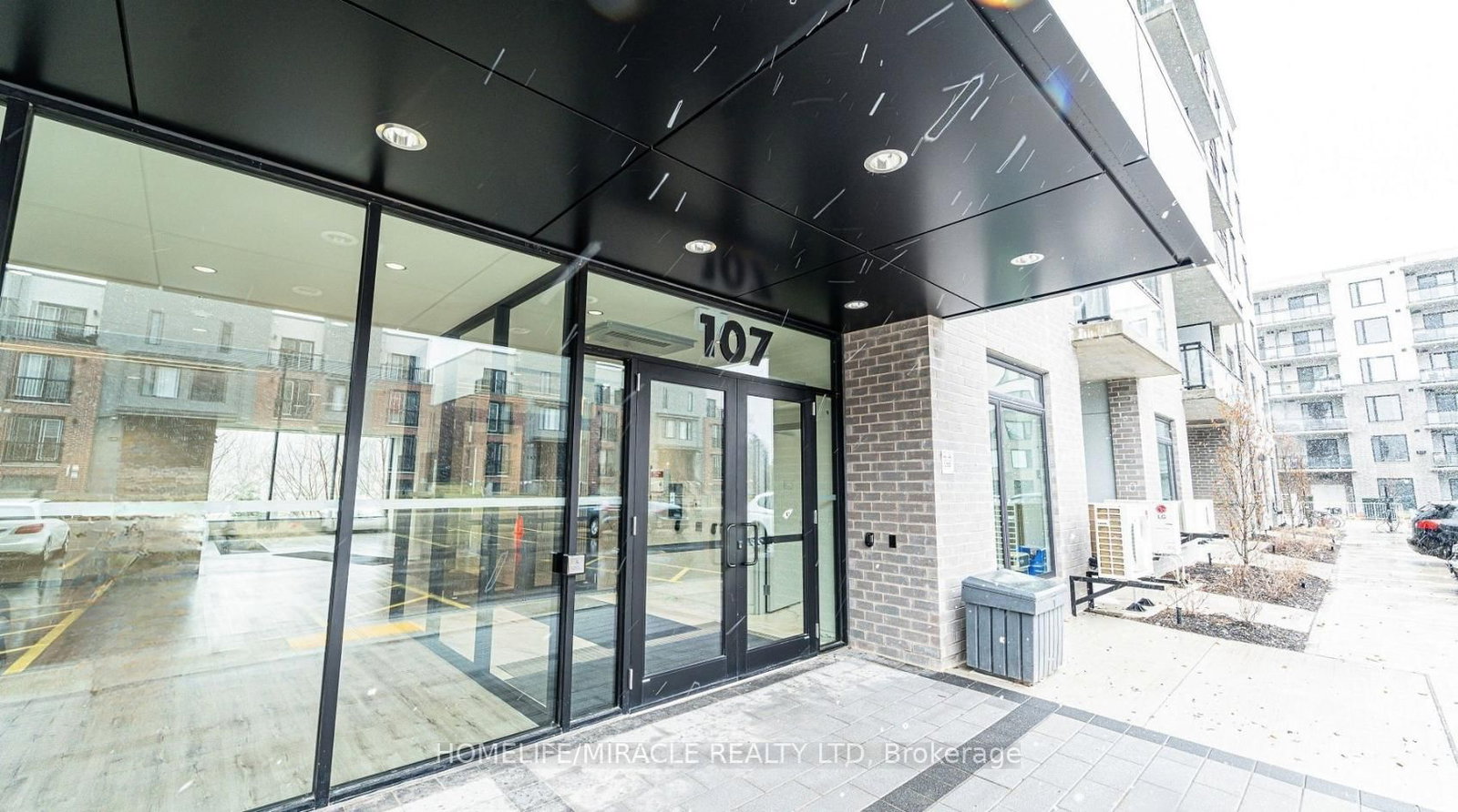107 Roger Street, Unit 502 - Photo 2