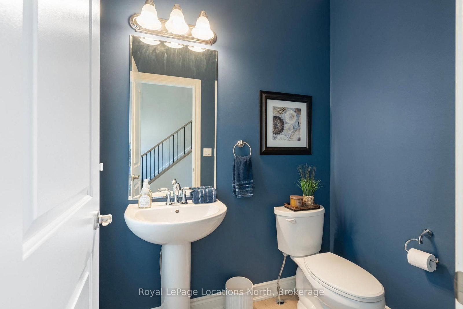 164 Anchors Way • Blue Mountains, ON photo 9