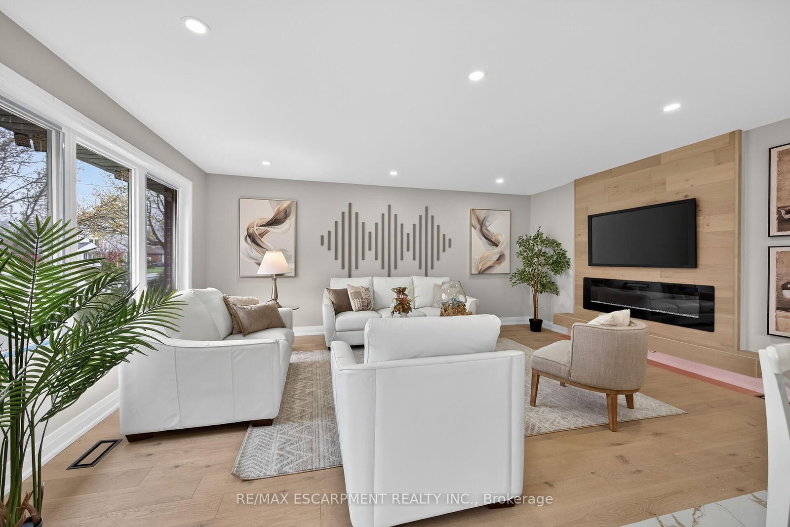 170 Fernwood Crescent - Photo 12