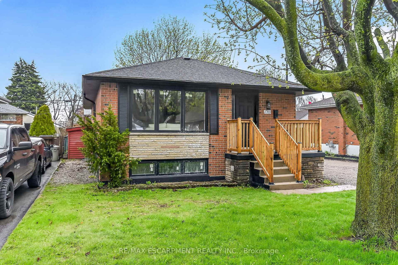 170 Fernwood Crescent - Photo 3