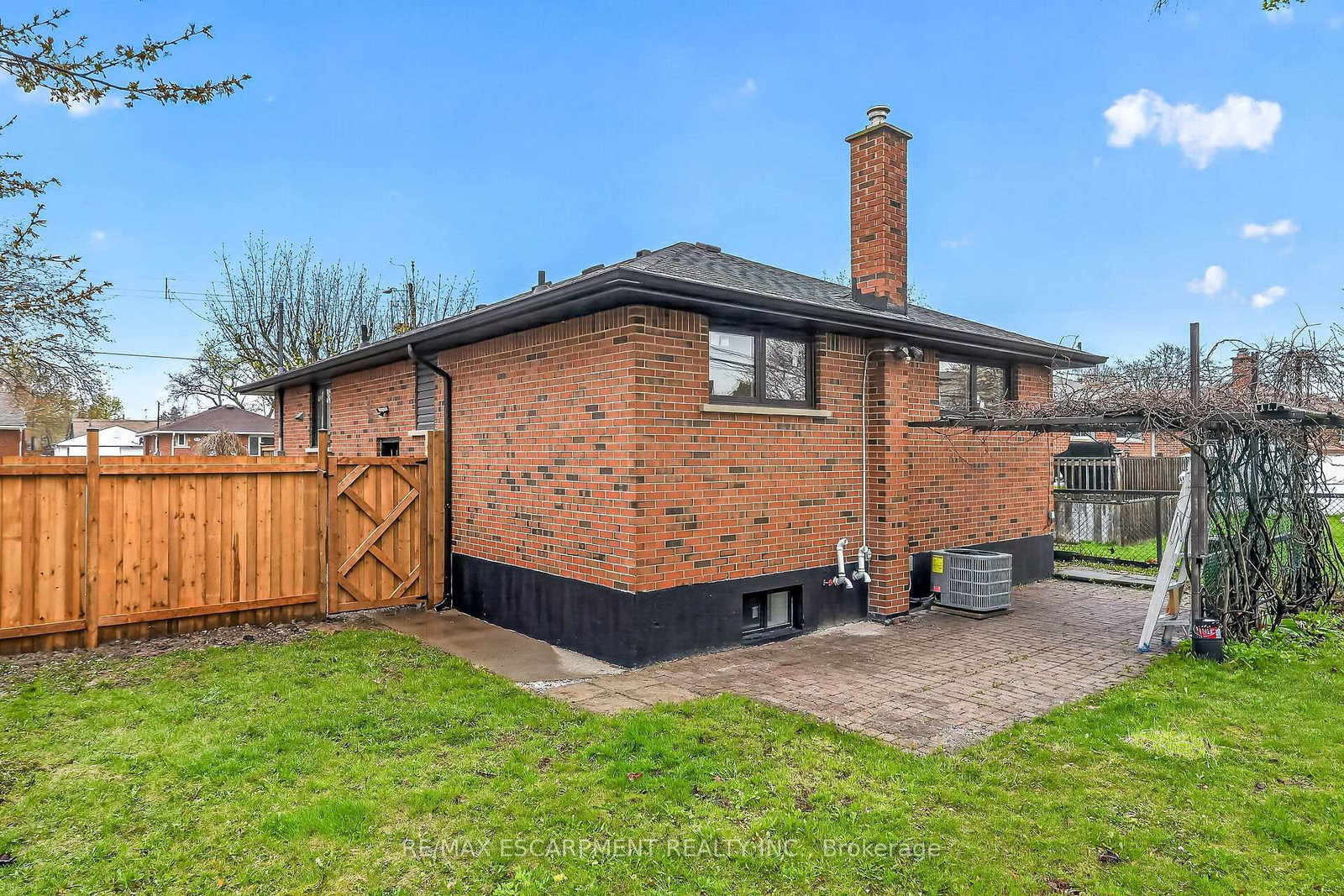 170 Fernwood Crescent - Photo 45