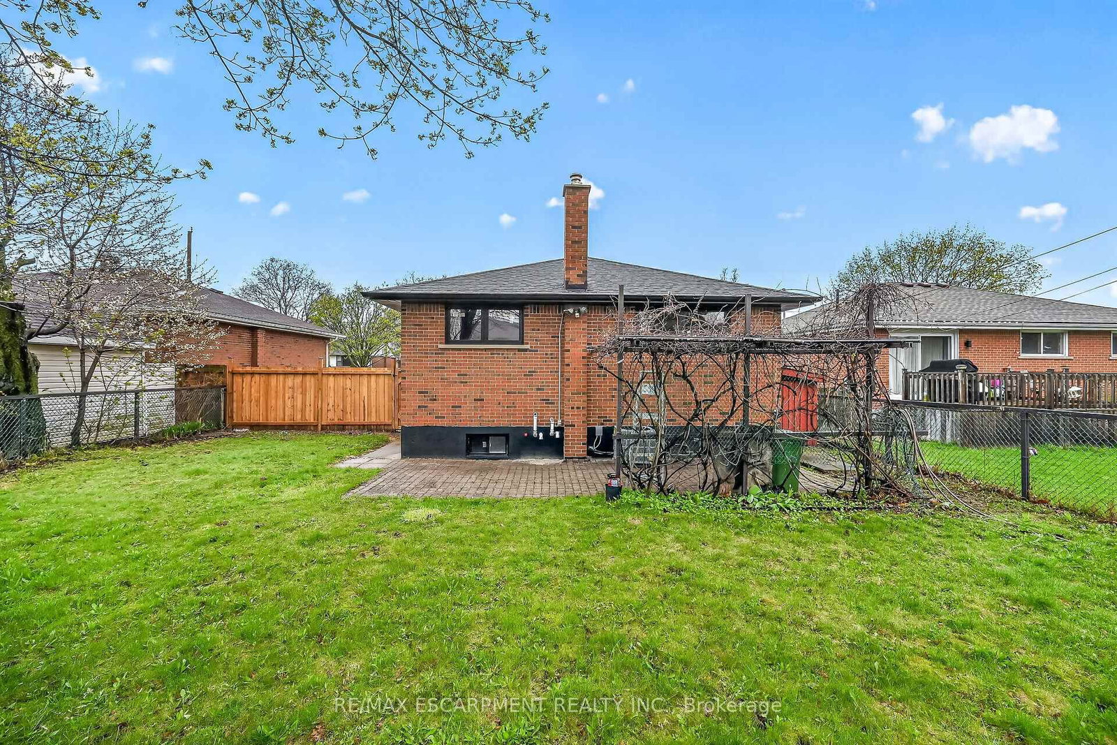 170 Fernwood Crescent - Photo 46