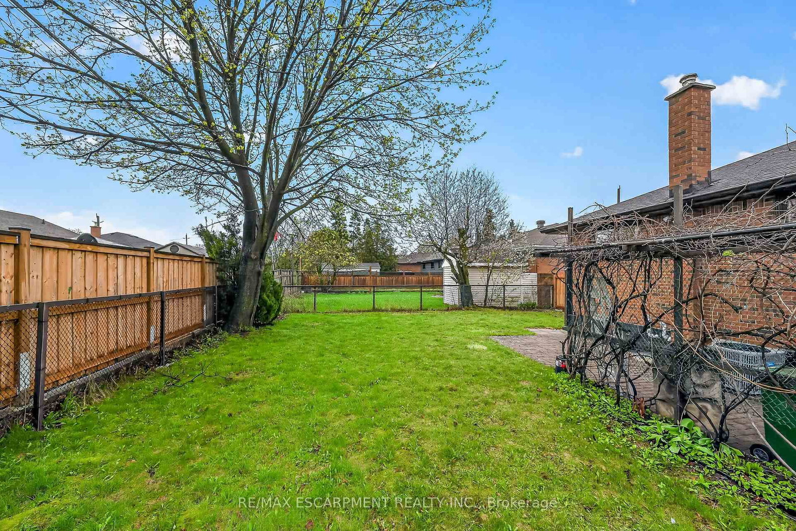 170 Fernwood Crescent - Photo 47
