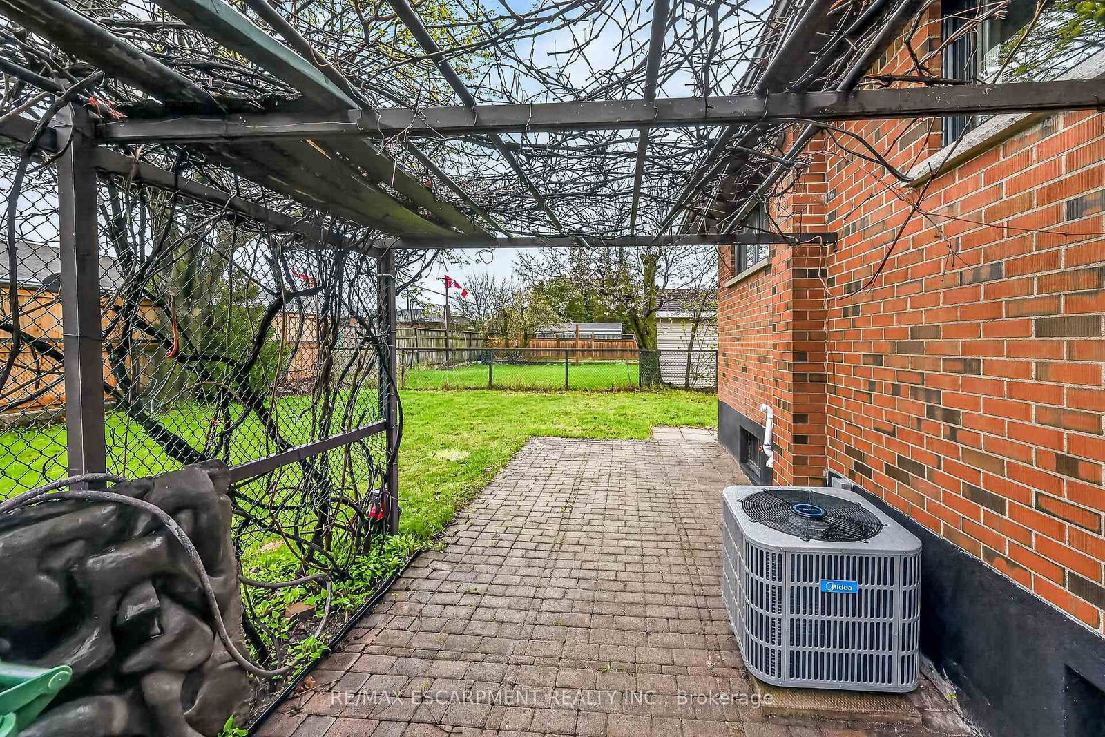170 Fernwood Crescent - Photo 48