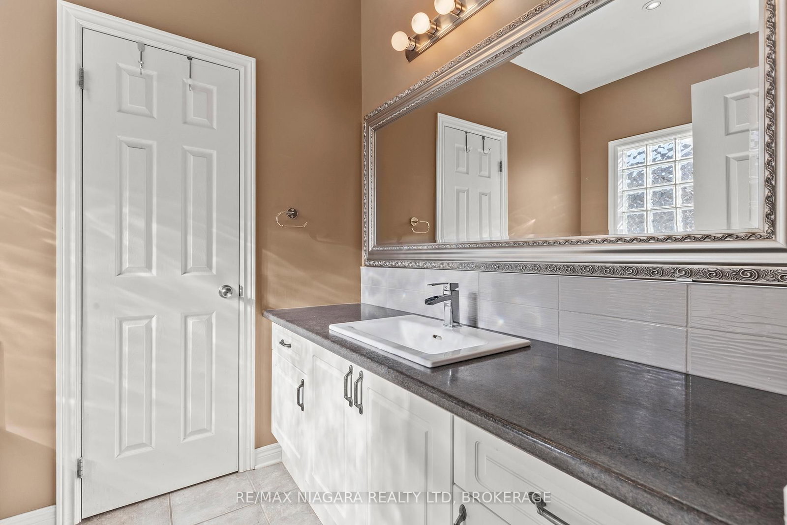 3579 Carver Street • Fort Erie, ON photo 16