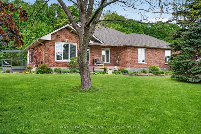 3920 Middle Woodland Drive
