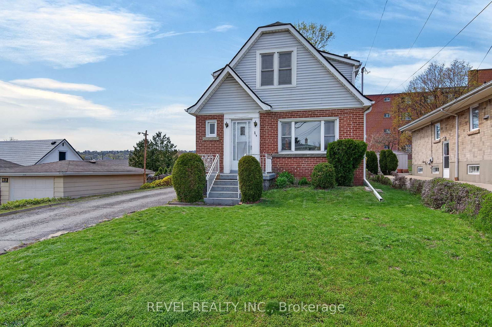 Detached House for sale at 276 Glenholme Avenue, Hamilton, Ontario, L8K 3M2 - Glenview - MLS: X13056970