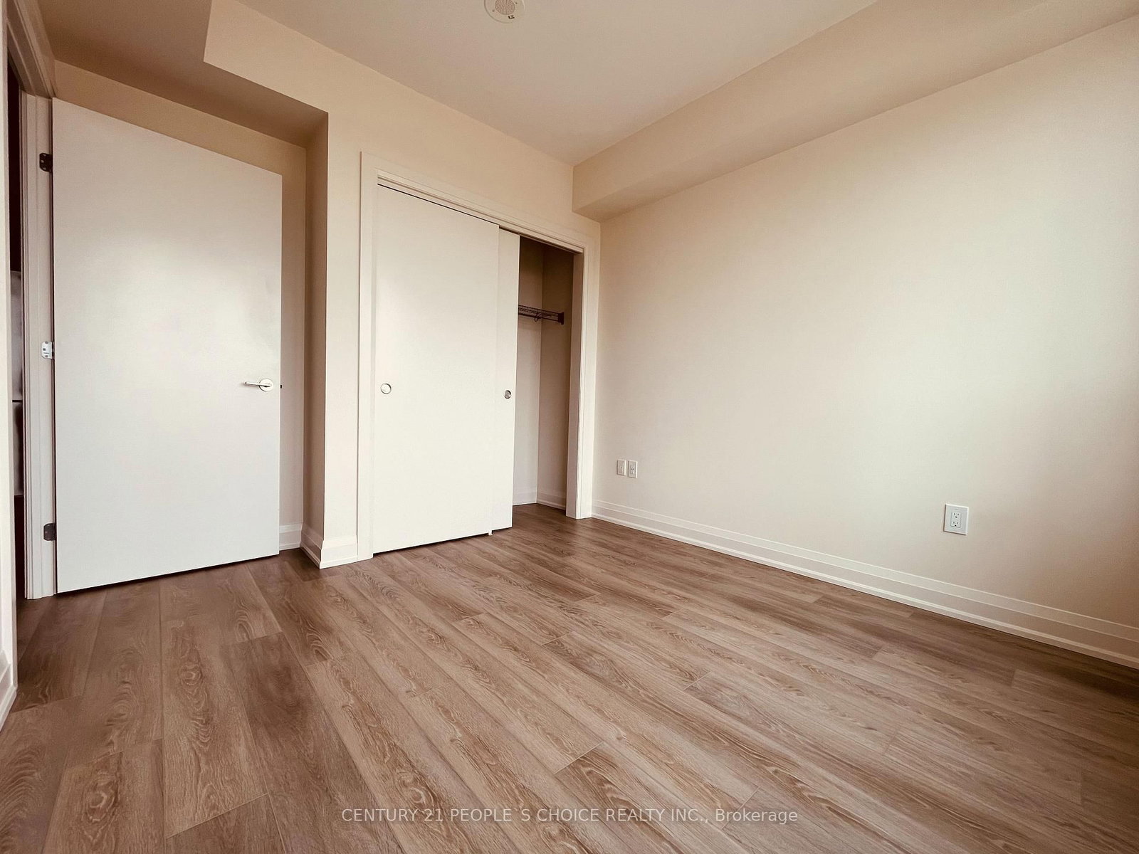 212 King William Street, Unit 1023 - Photo 10