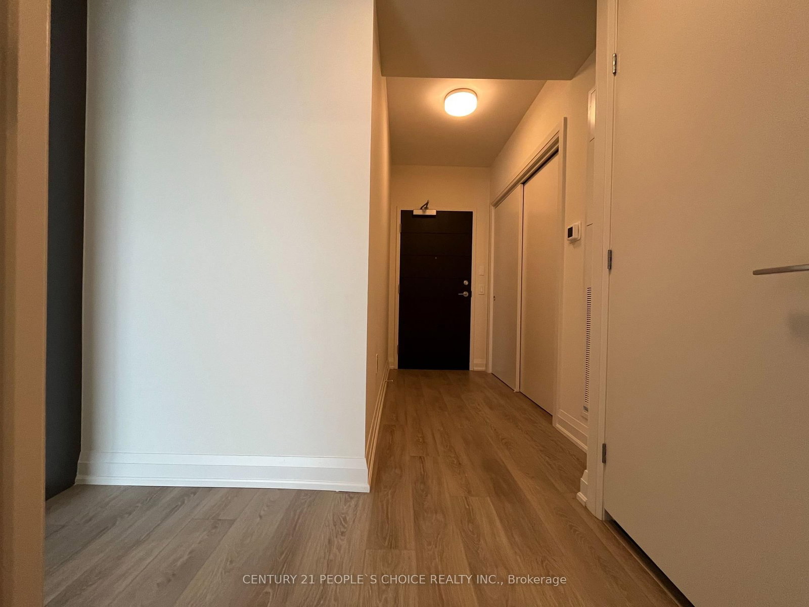 212 King William Street, Unit 1023 - Photo 4