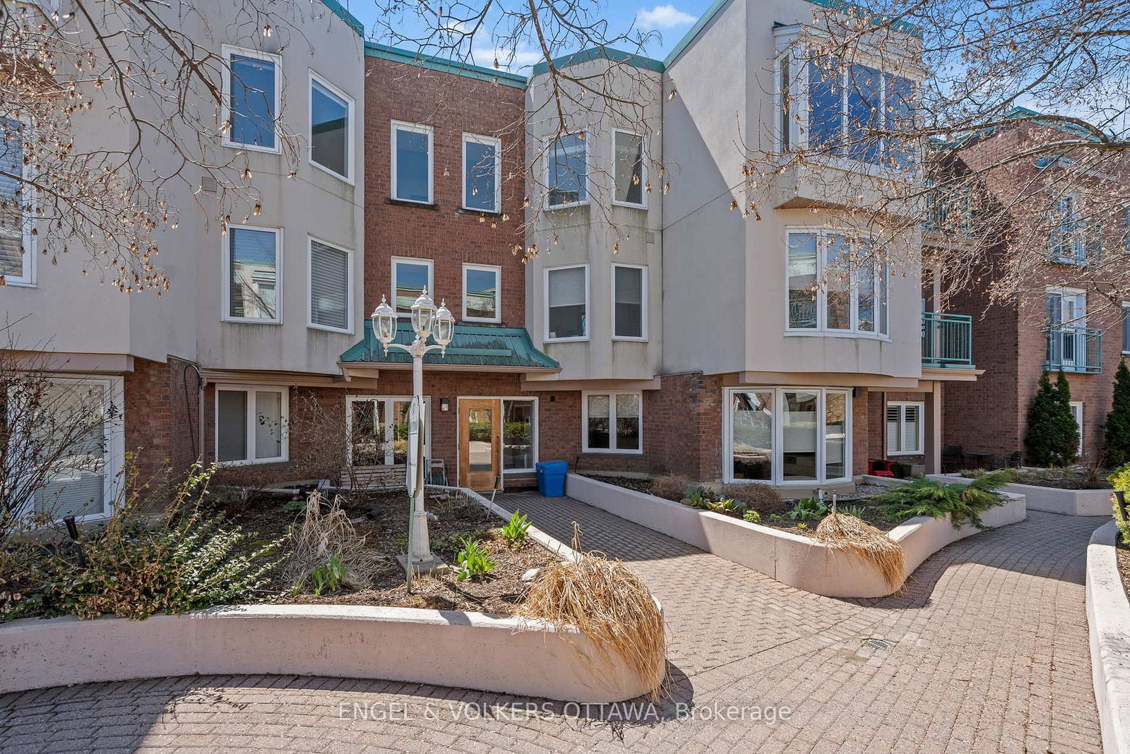 1 Columbus Avenue, Unit 403 - Photo 2