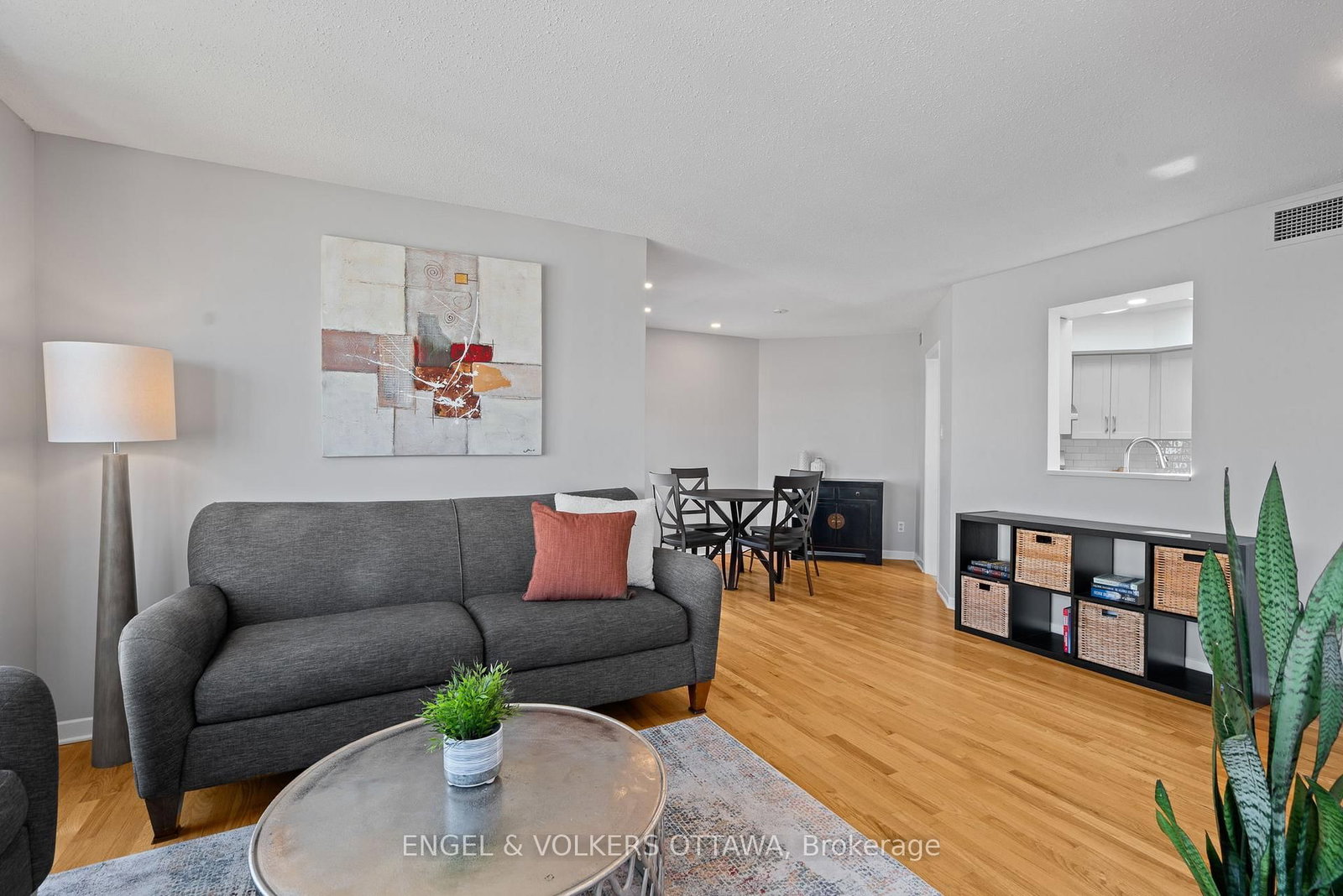 1 Columbus Avenue, Unit 403 - Photo 8