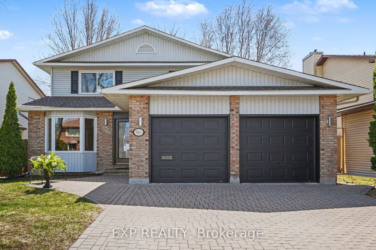 Detached House for sale at 865 Acadian Gdns, Ottawa, Ontario, K1C 2V7 - Convent Glen - MLS: X13057492