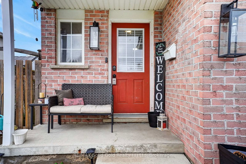 742 Angler Way, Waterloo, N2K 4L7 | Image 3
